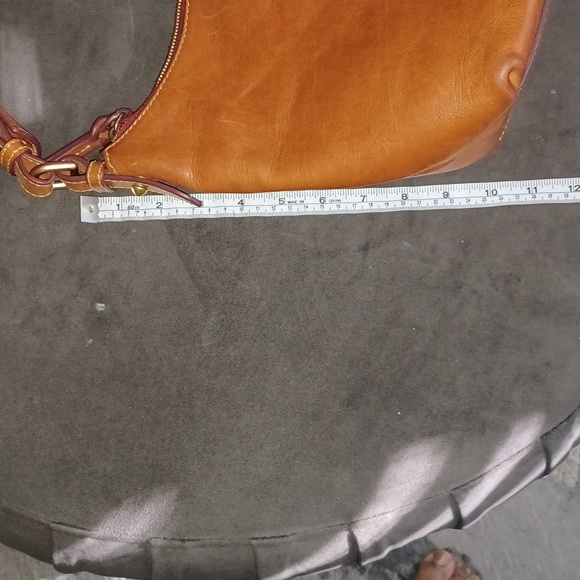 Dooney and Bourke Pebble Leather bag mid size - Picture 4 of 9